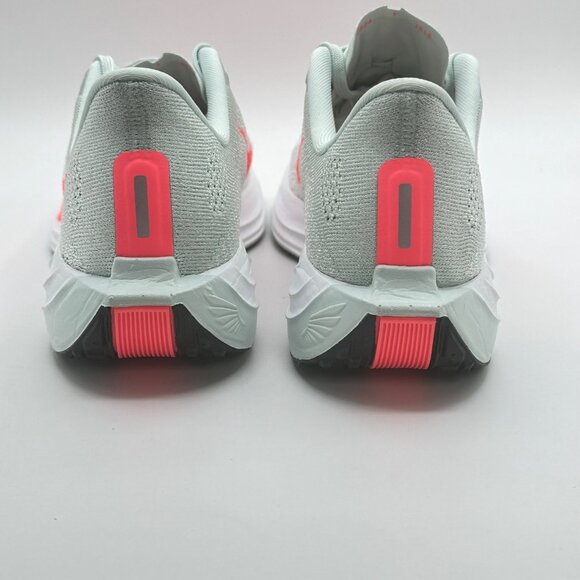 Women's Nike Pegasus Plus Low Running Shoes White FQ7261-001 NEW* Sz 7 - Picture 5 of 12